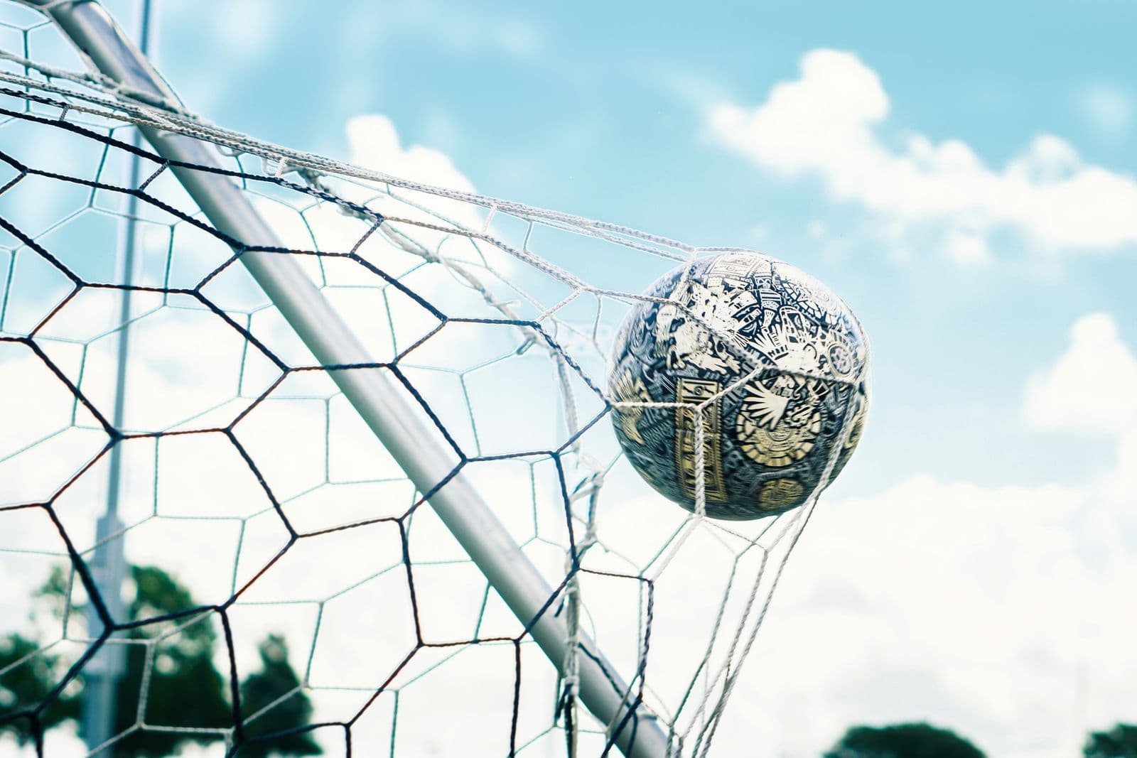 Foto von Chaos Soccer Gear auf Unsplash